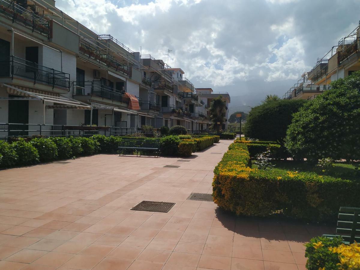 Апартаменти Al Giardino Sant'Anna Маскалі Екстер'єр фото